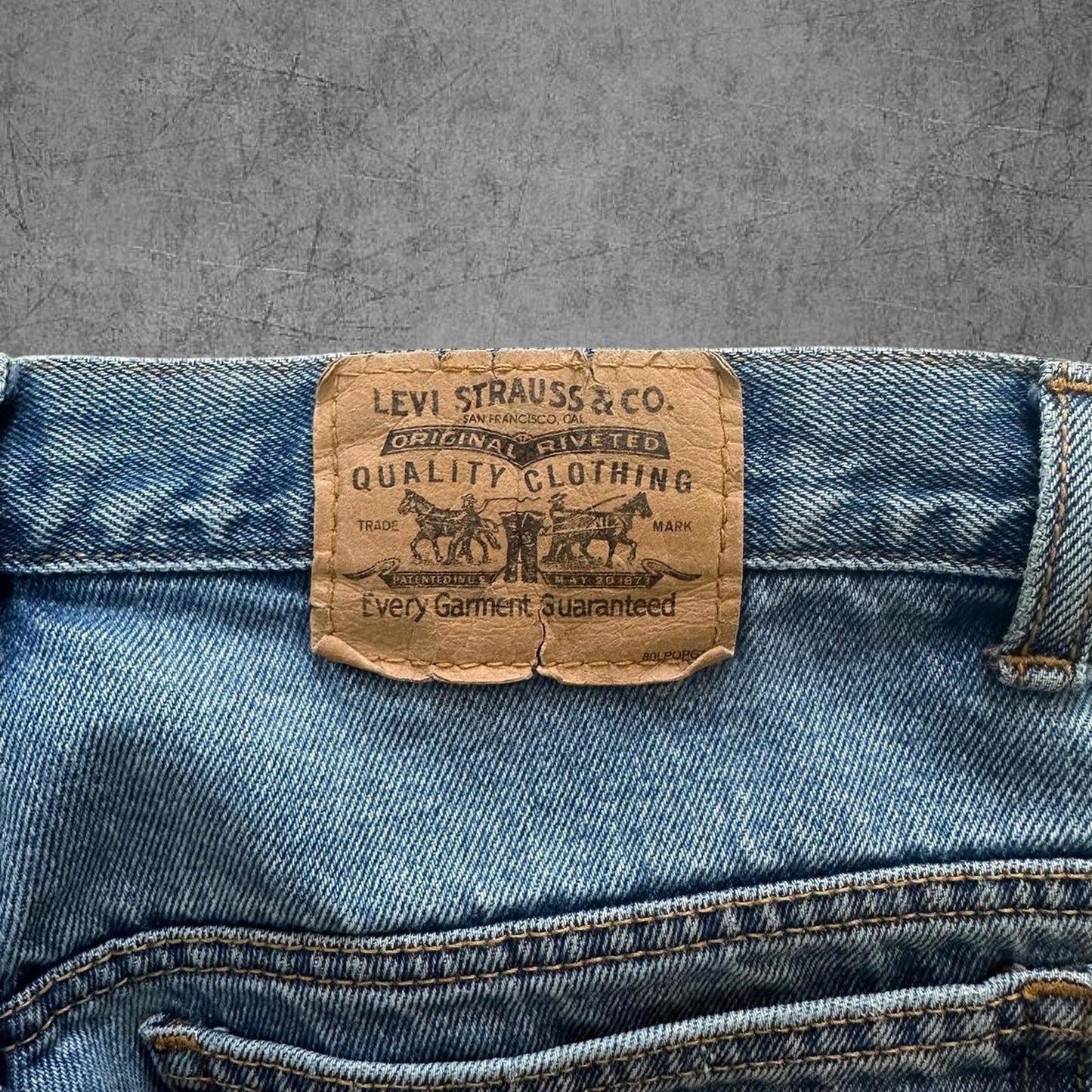 Vintage Levi Orange Tabs - 30