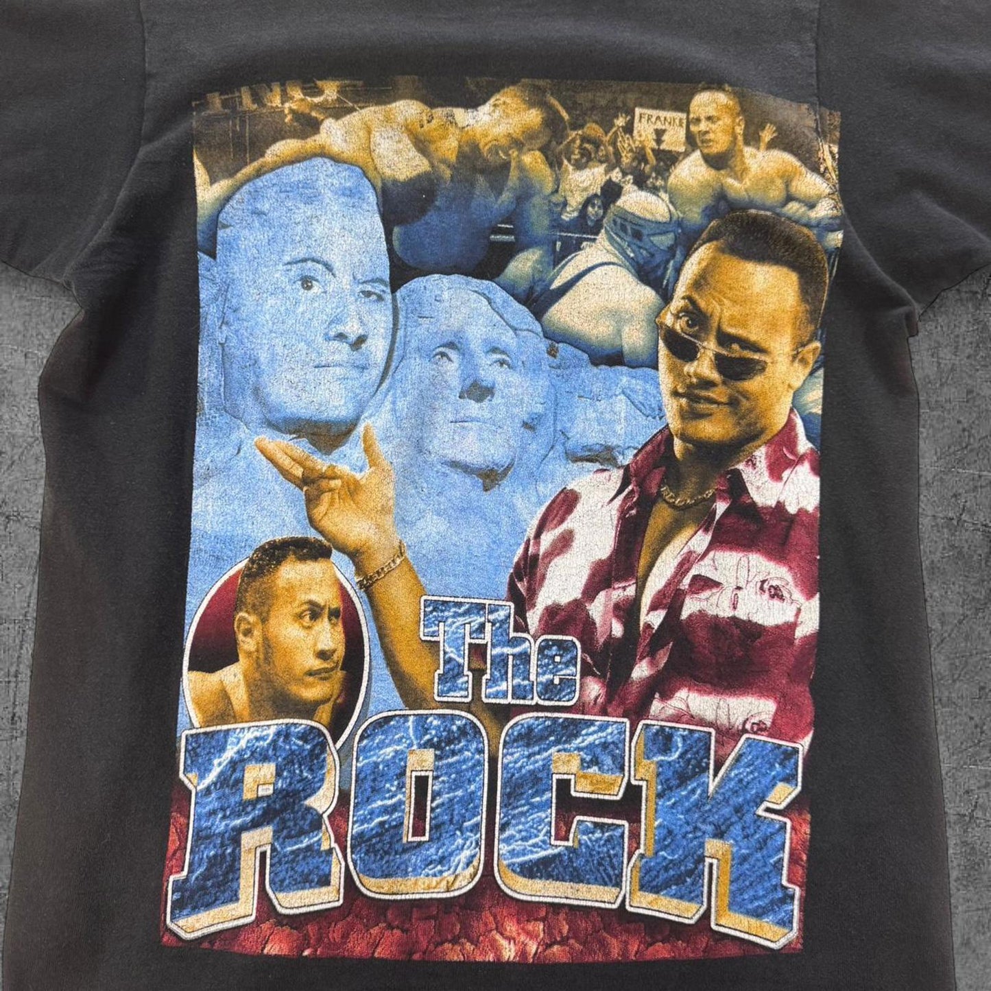 90s The Rock WWE Rap Tee - M