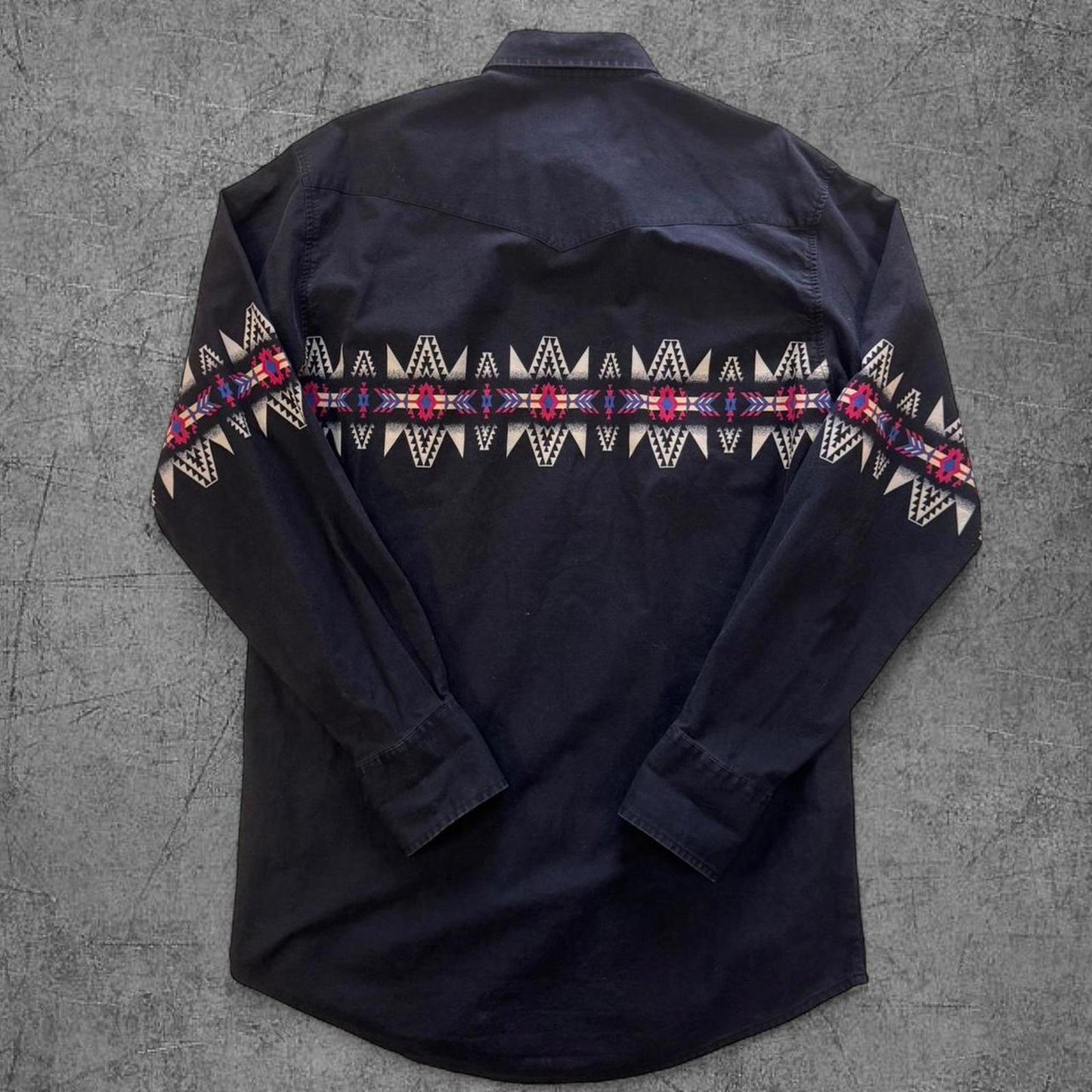 Vintage Wrangler Aztec Button Up - L