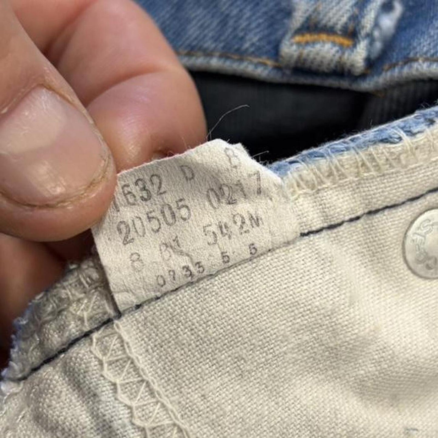 Vintage 1981 Levi 207 Orange Tabs - 32