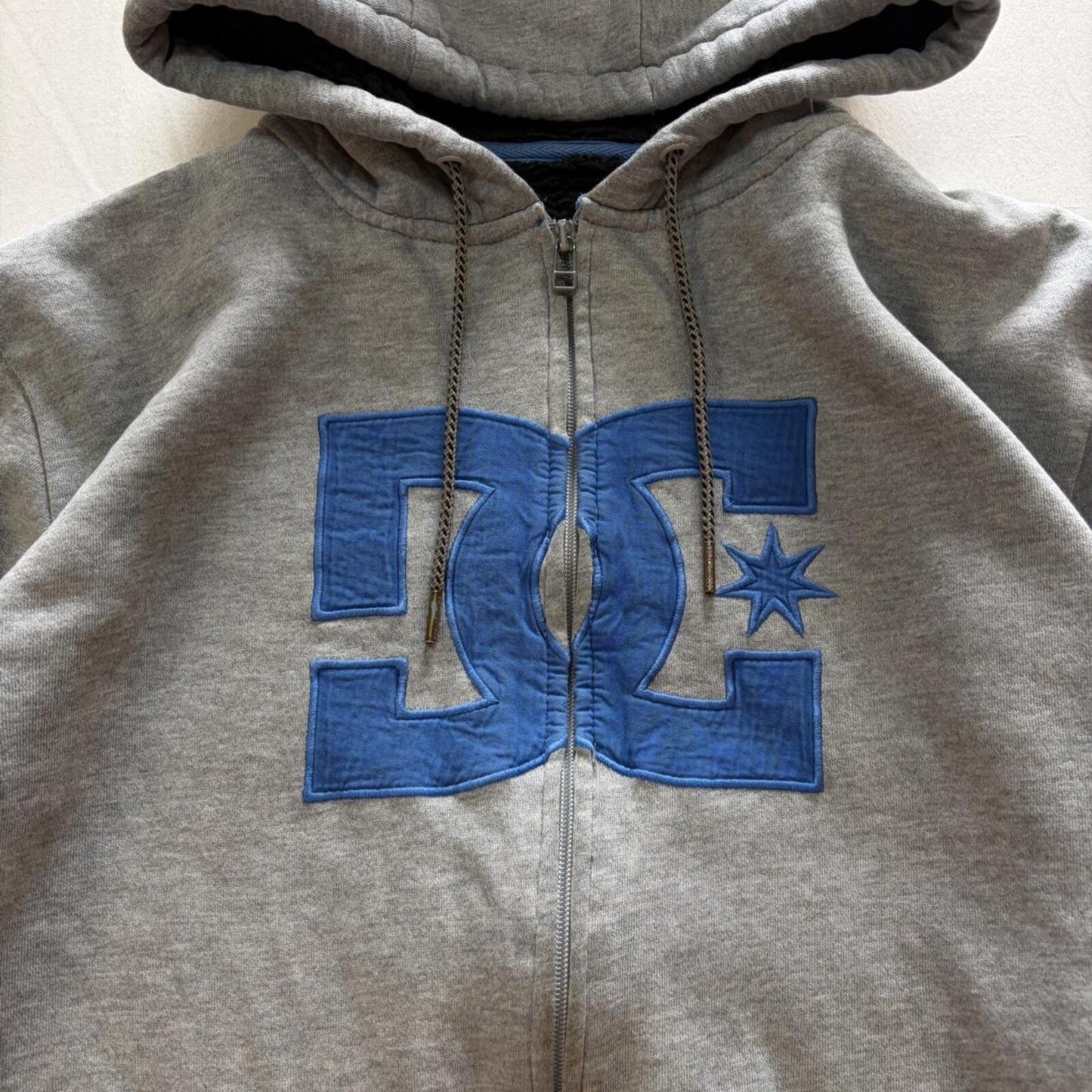 Y2K Fleece Lined DC Shoes Skate Hoodie - M