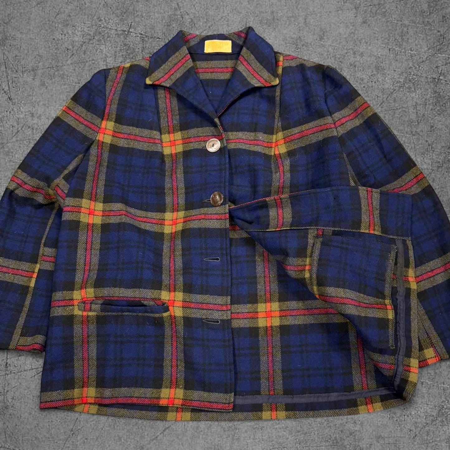 1950s Pendleton Wool Plaid Chore Button Up - L