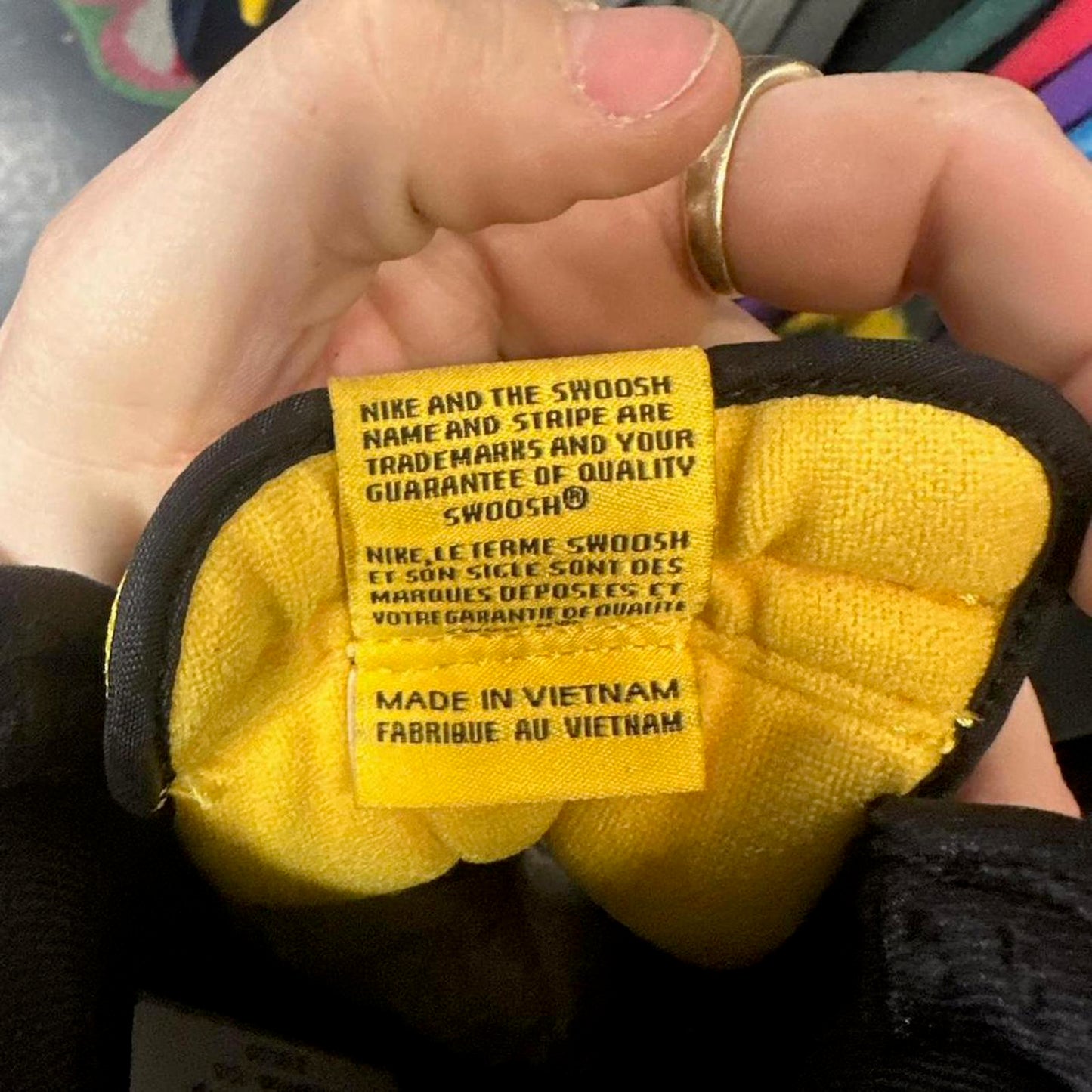 Deadstock Nike SB Dunk High Goldenrod - 10.5M