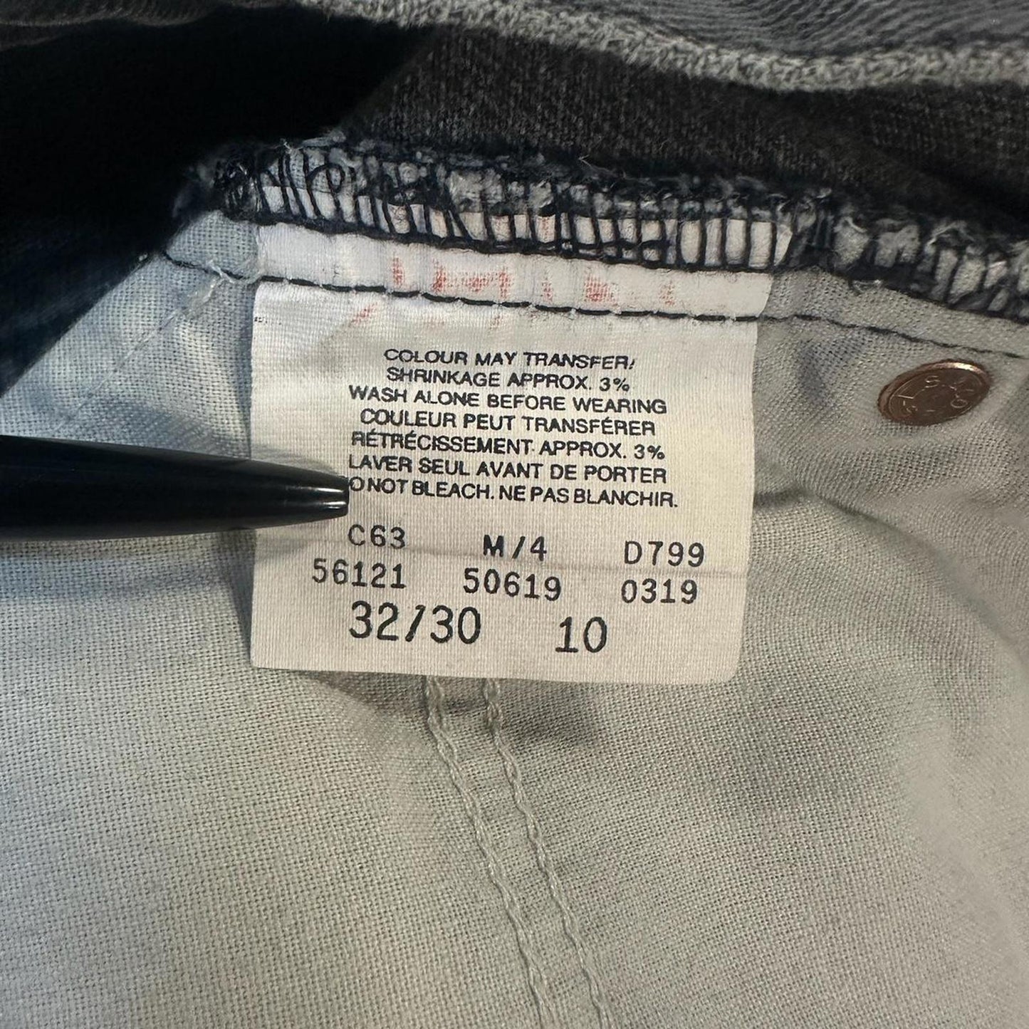 Vintage 1999 Black Levi Orange Tabs - 31