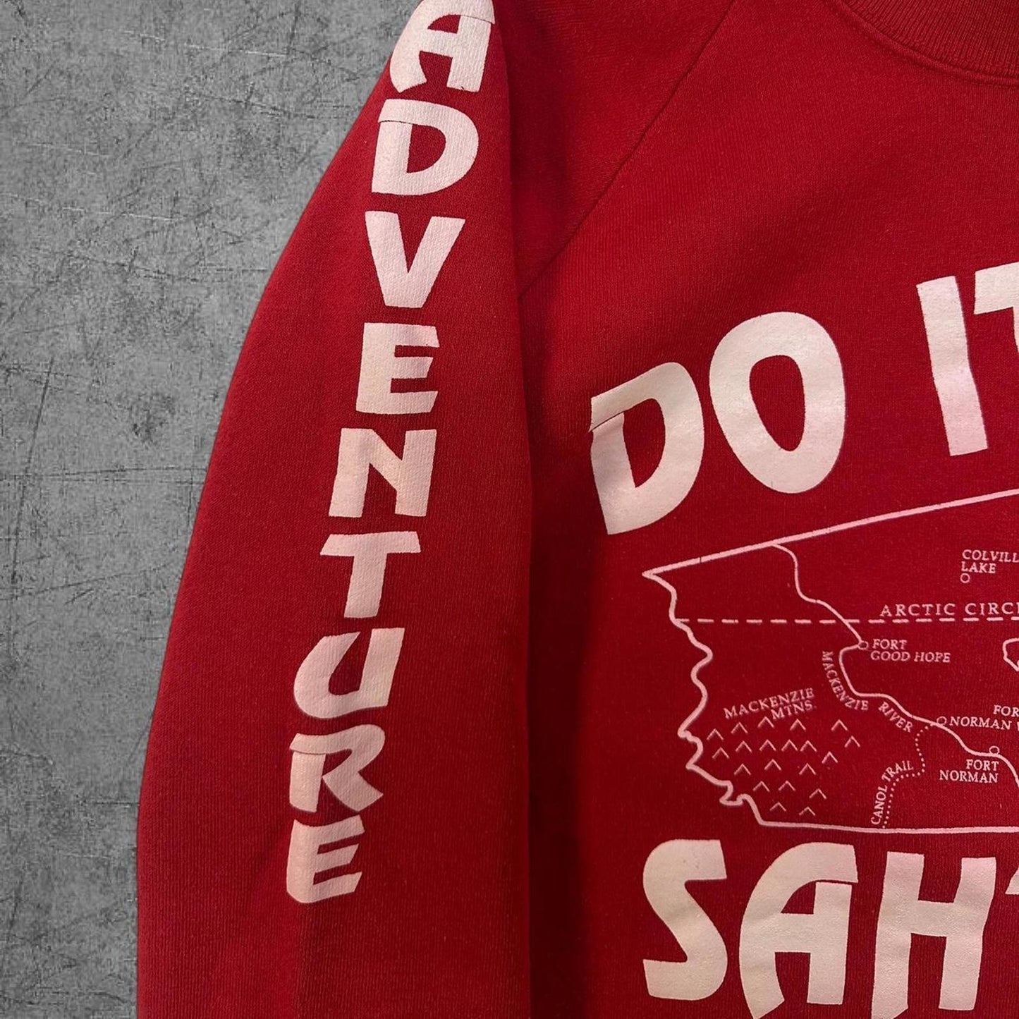 90s Sahtu Crewneck - L