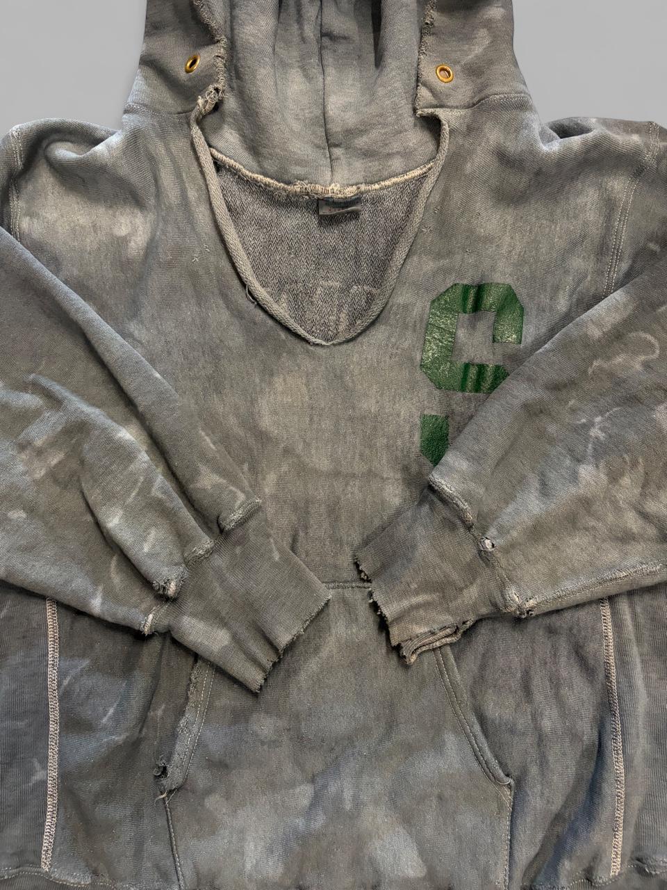 1980s Distressed Champion Reverse Weave Skidmore Hoodie - XL