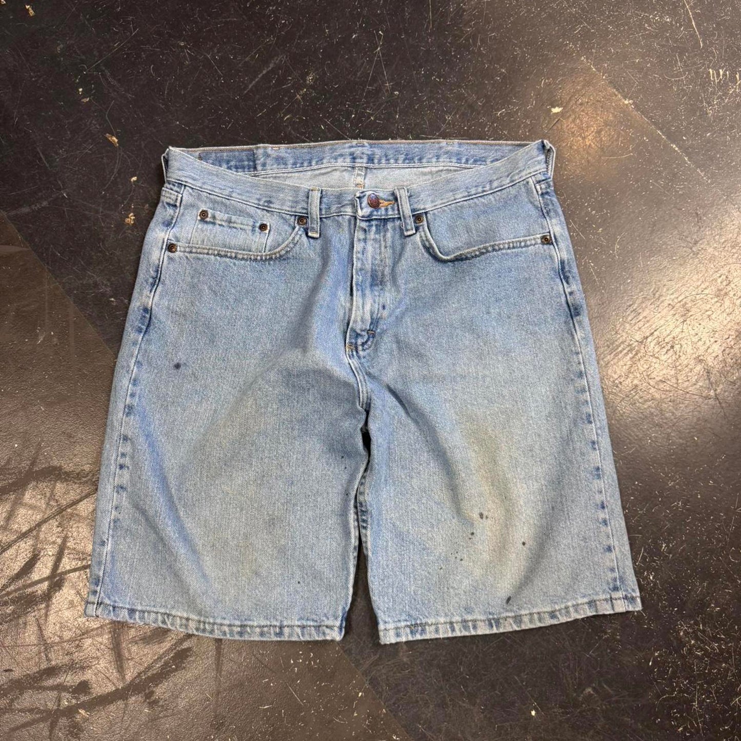 Vintage Wrangler Light Wash Jorts - 32