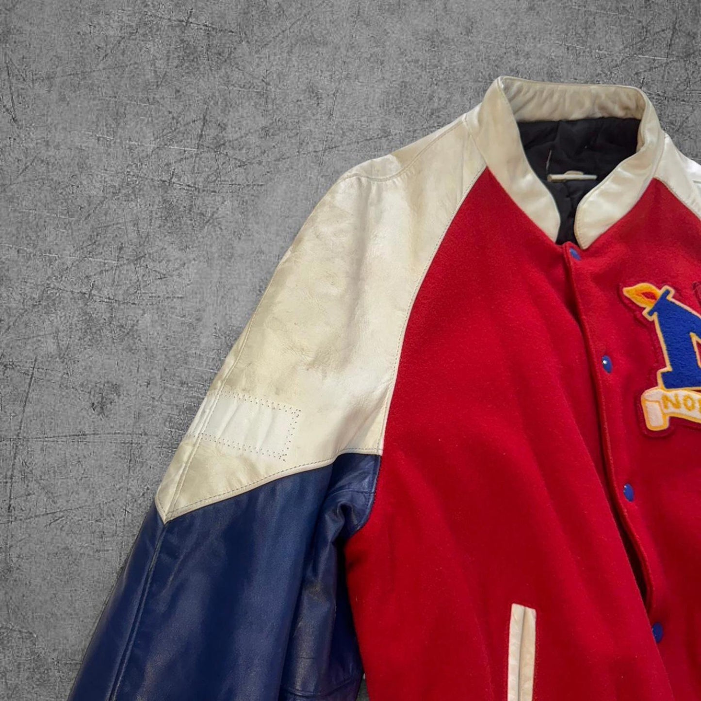 Vintage 80s Northwestern 2 Tone Leather Bomber Jacket - L