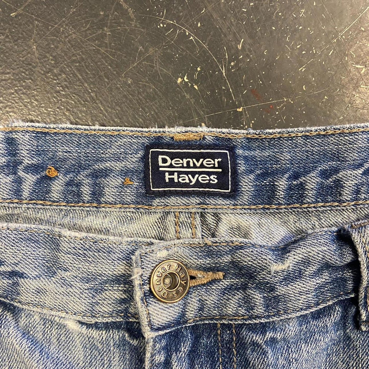 Vintage Distressed Denver Hayes Jorts - 34