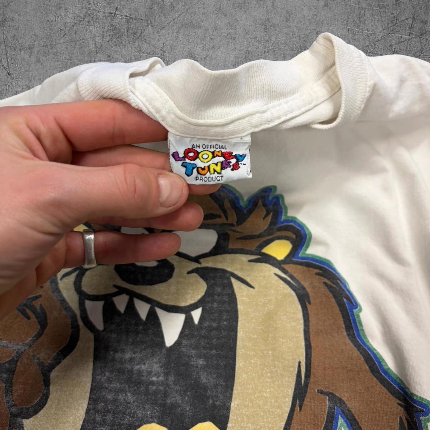 1997 Taz Devil Looney Tunes ‘What Are You Looking At?’ tee - L