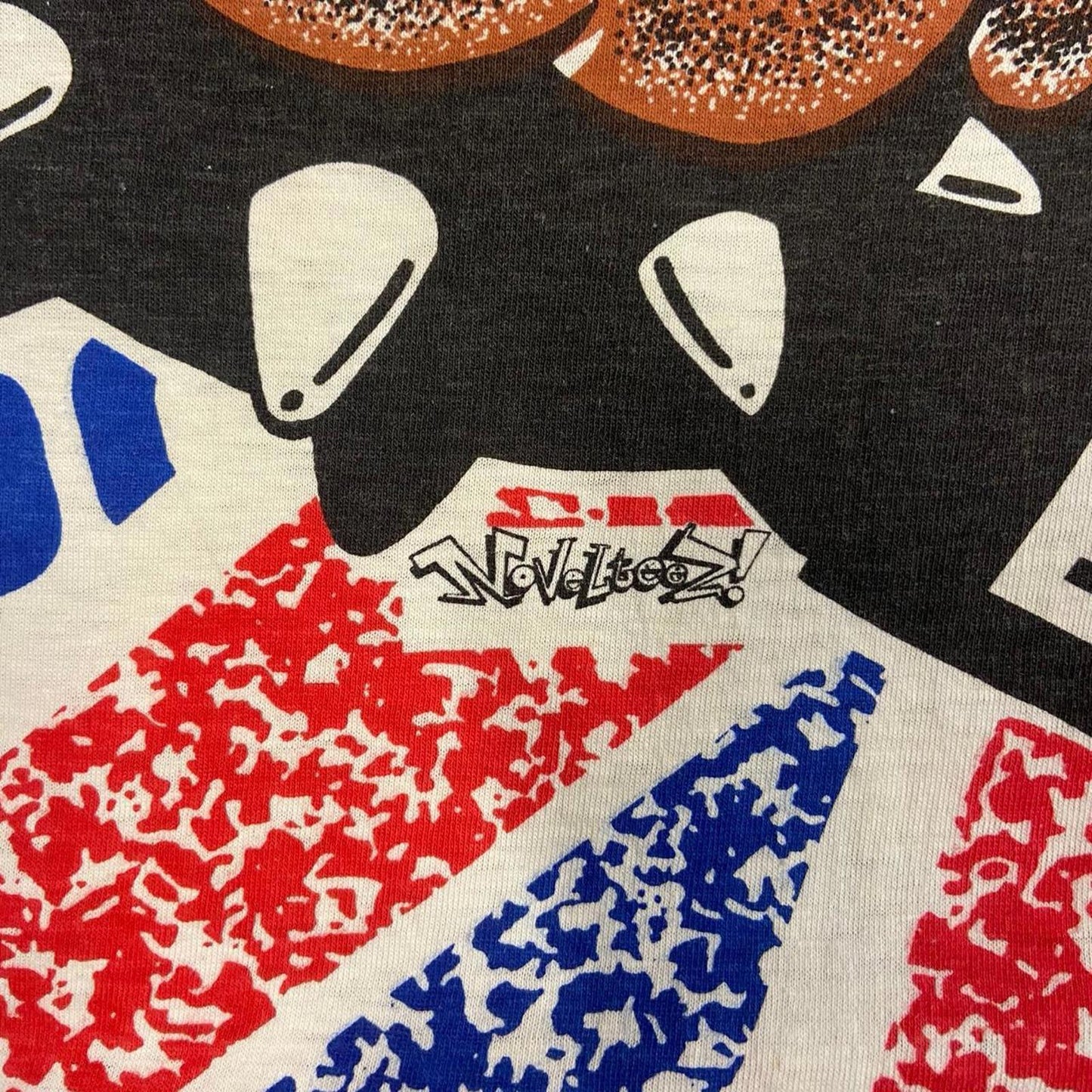 Vintage 90s Novel Tees British Bulldog AOP Tee - XL