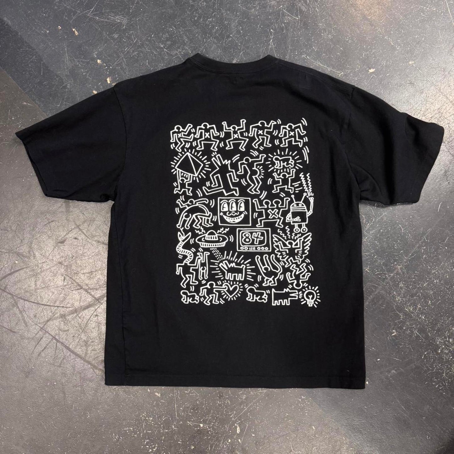 Uniqlo x Keith Haring Art Tee - L