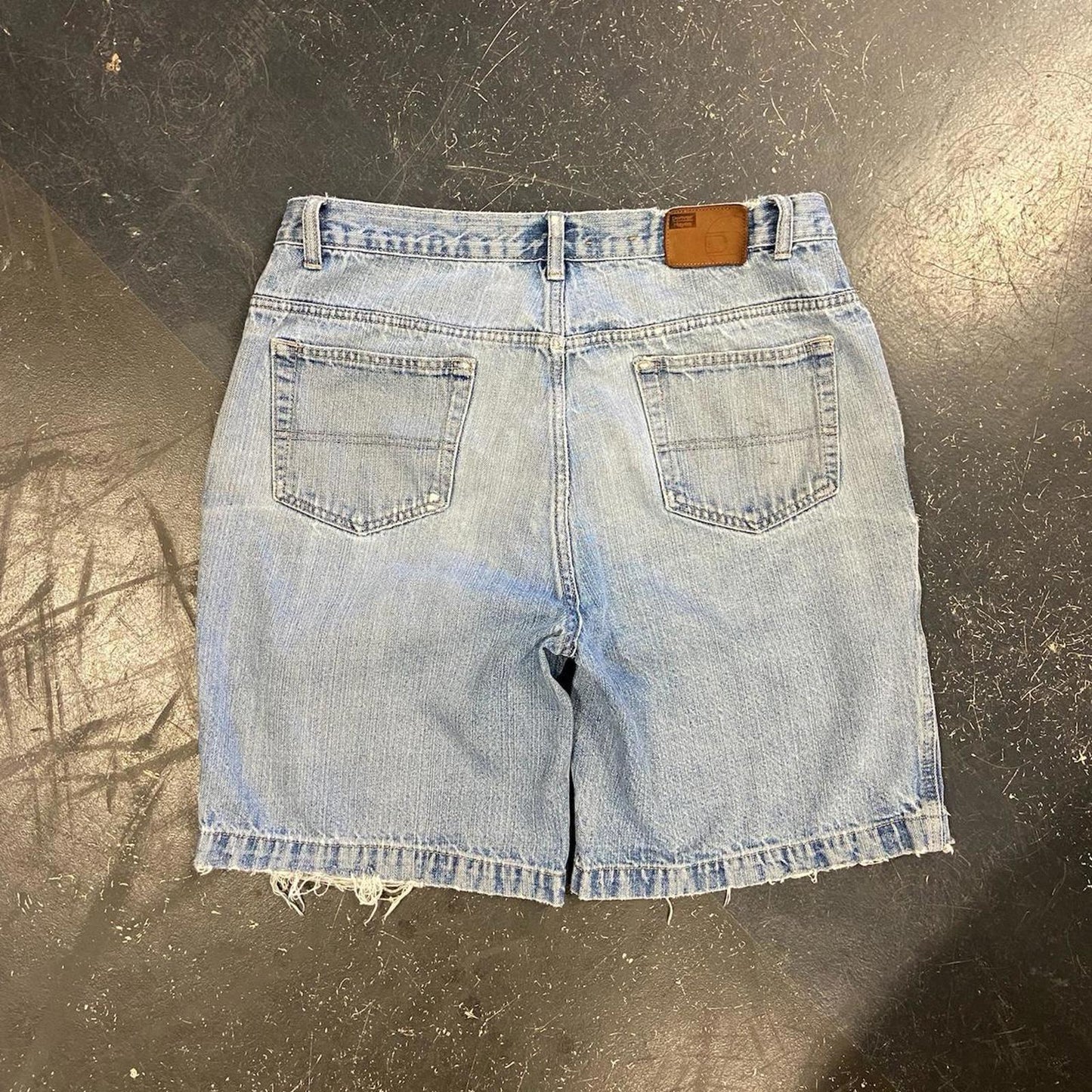 Vintage Distressed Denver Hayes Jorts - 34