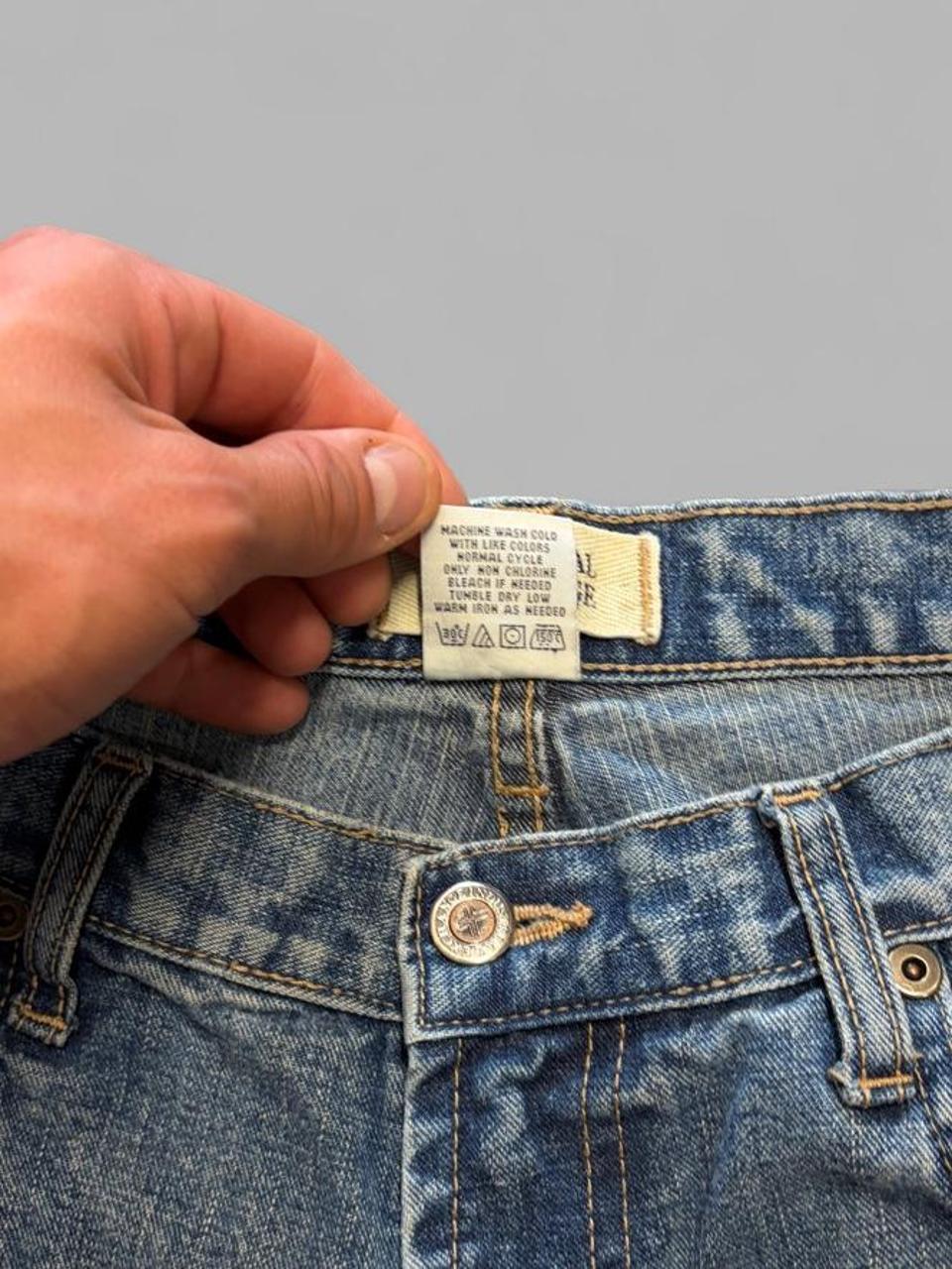 Vintage Faded Light Wash Baggy Jeans - 36