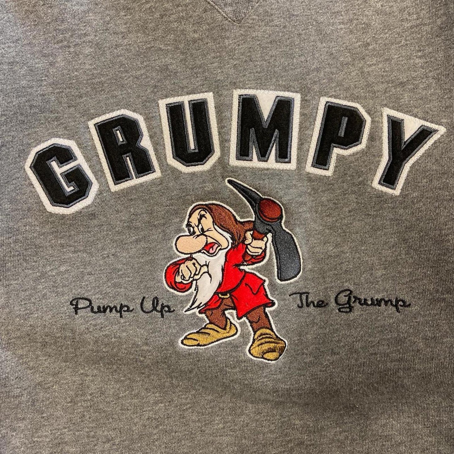 Vintage Grumpy Disney Crewneck - M