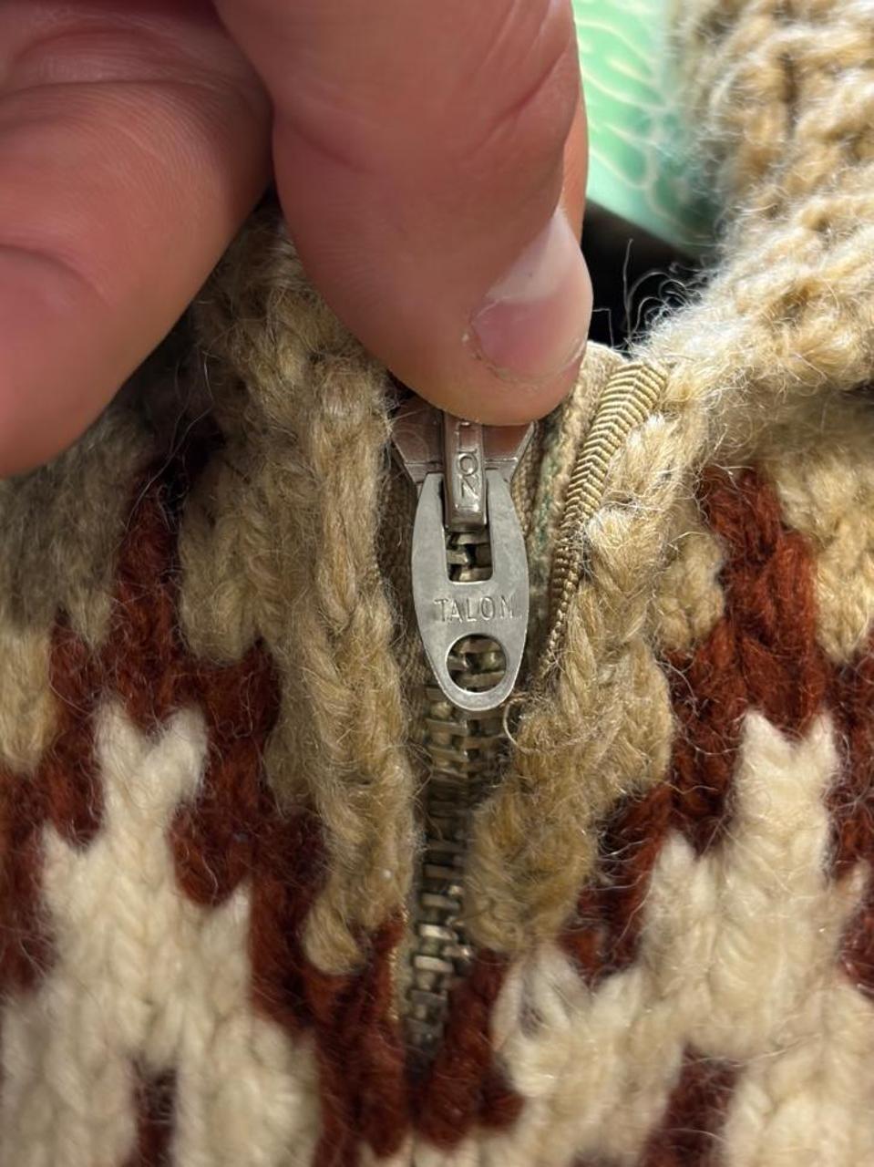 1970s Cowichan Wool Knit - M