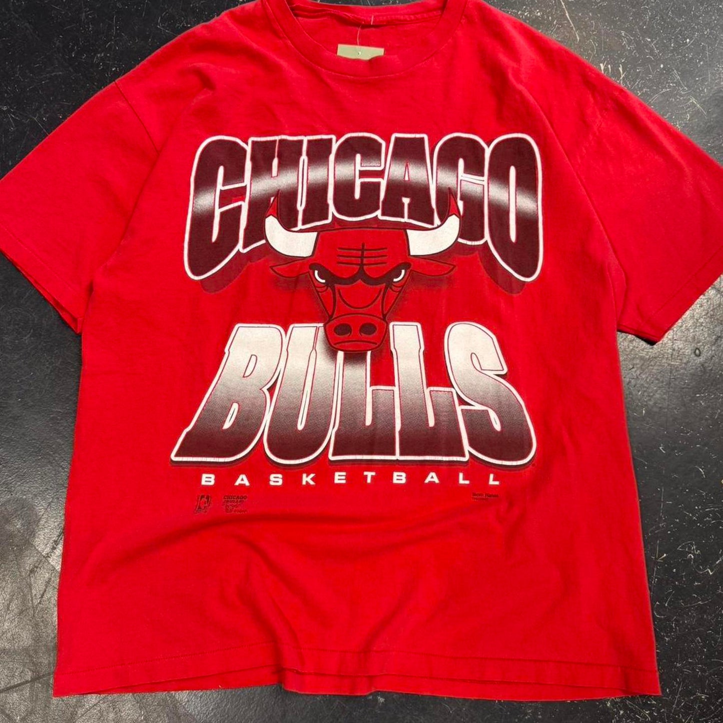 Vintage 90s Chicago Red Bulls NBA Tee - XL