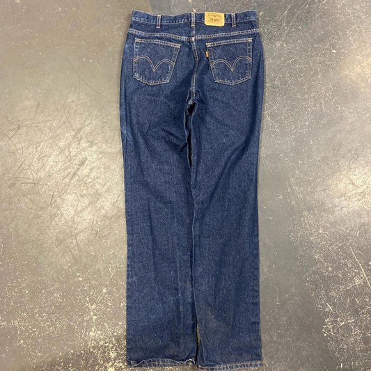 Vintage Levi Dark Wash Orange Tab Jeans - 38