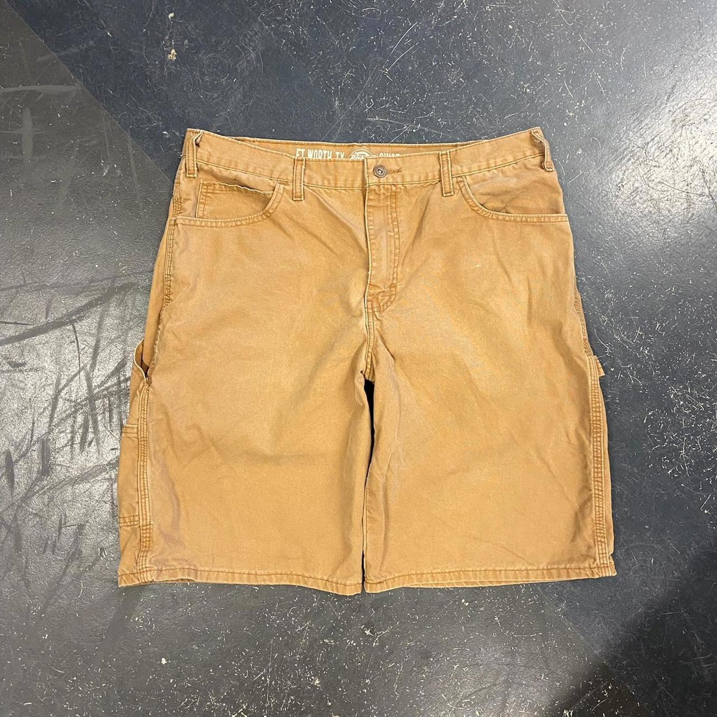 Khaki Dickies Carpenter Shorts - 34