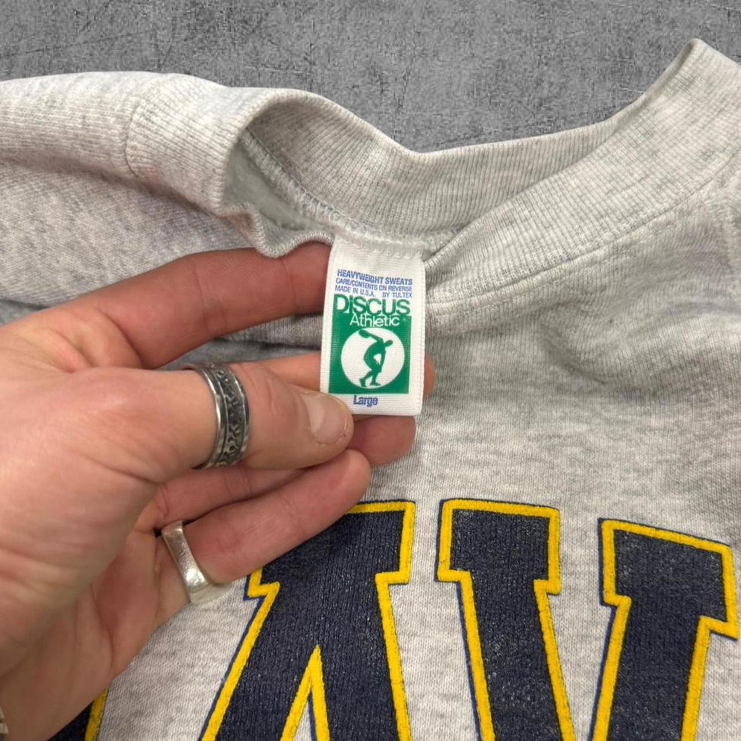 Vintage 90s US Navy Annapolis Crewneck - L