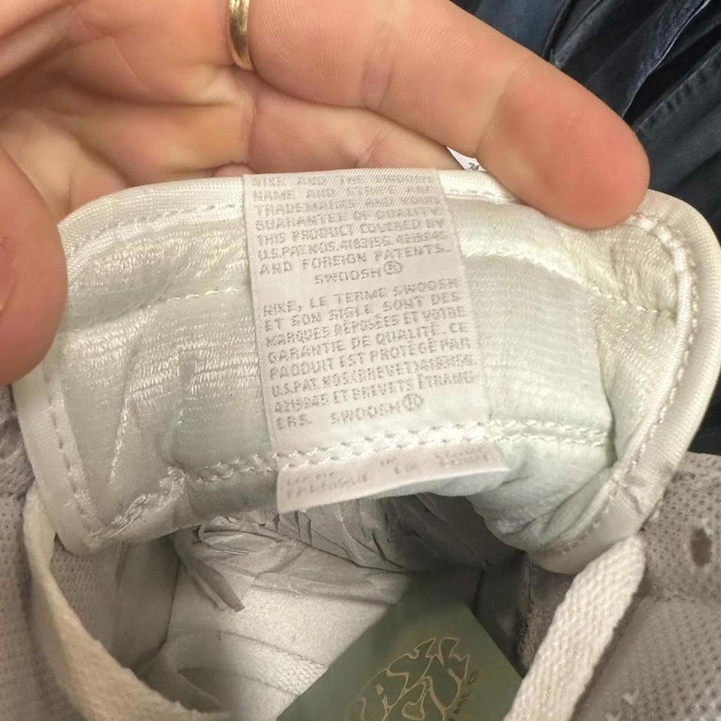 Nike Neutral Grey Jordan 1 High - 11M