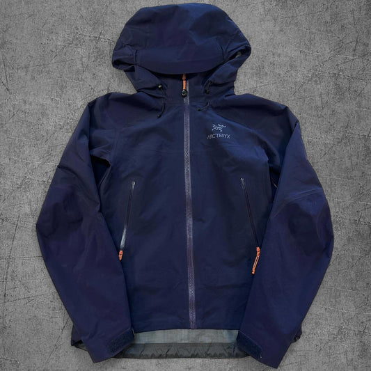 2015 Arc’teryx Women’s Beta AR Deep Purple Marianas Shell - S