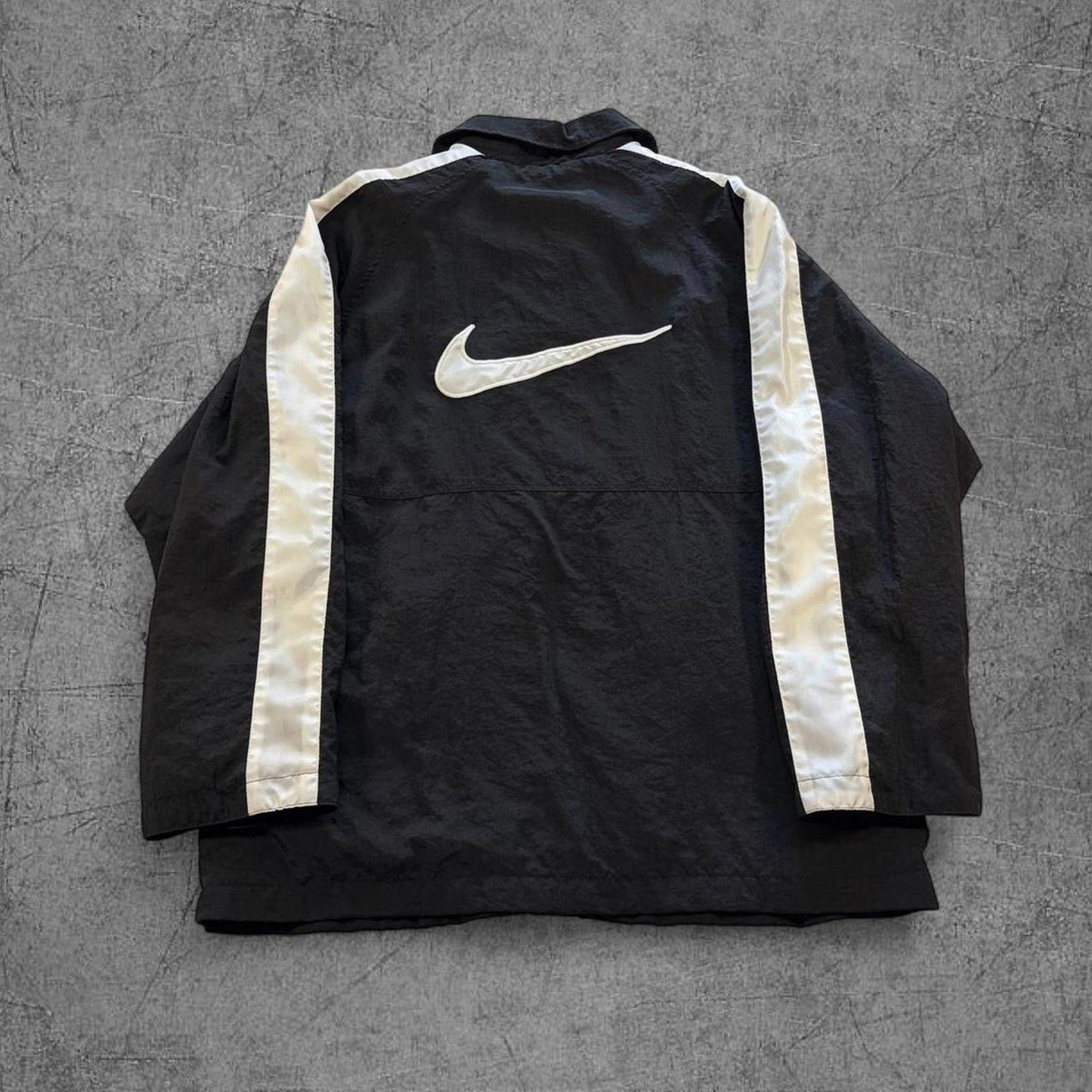 Vintage 90s Nike Big Swoosh Spellout Windbreaker - M
