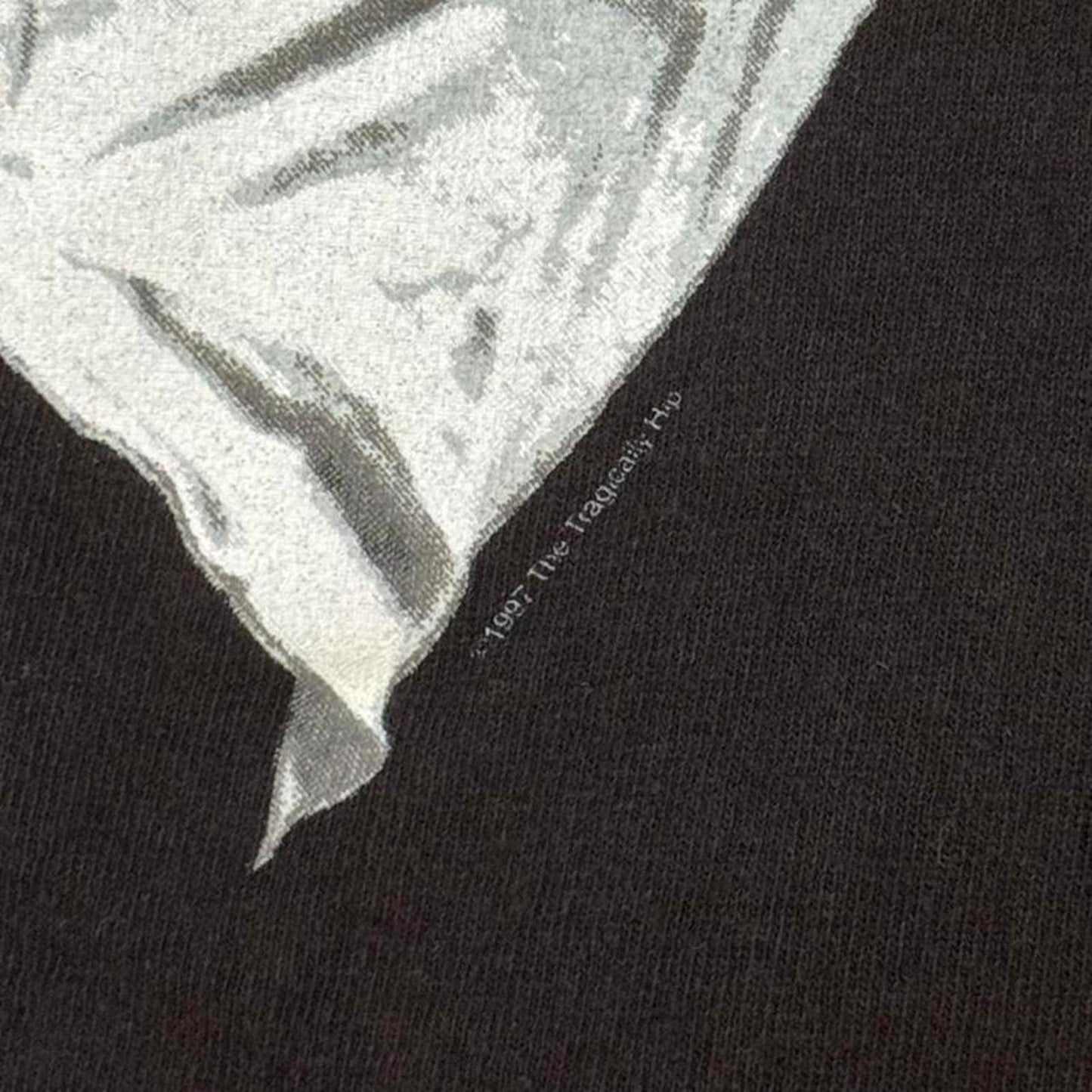 1997 The Tragically Hip Live Between Us Tee - L