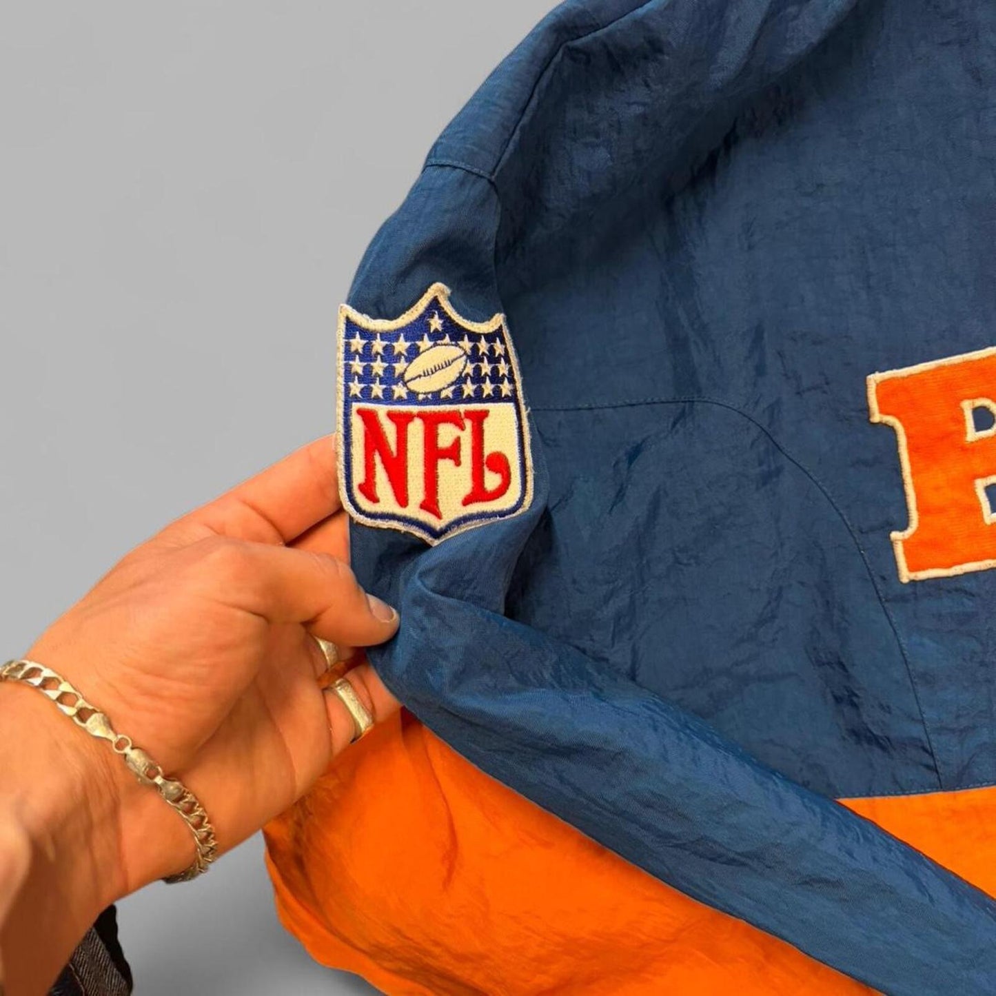 Vintage Apex Chicago Bears NFL Pull Over - XL