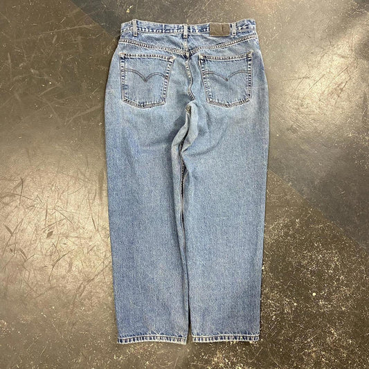 Vintage 90s Levi Baggy Silver Tab Jeans - 36