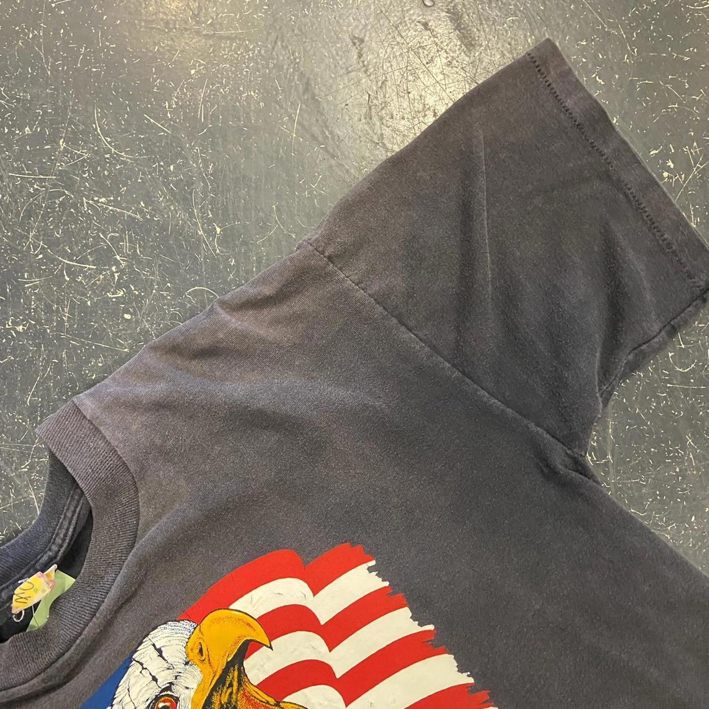 1990 Faded ‘Can’t Touch This’ Desert Storm Fighter Jet Tee - L