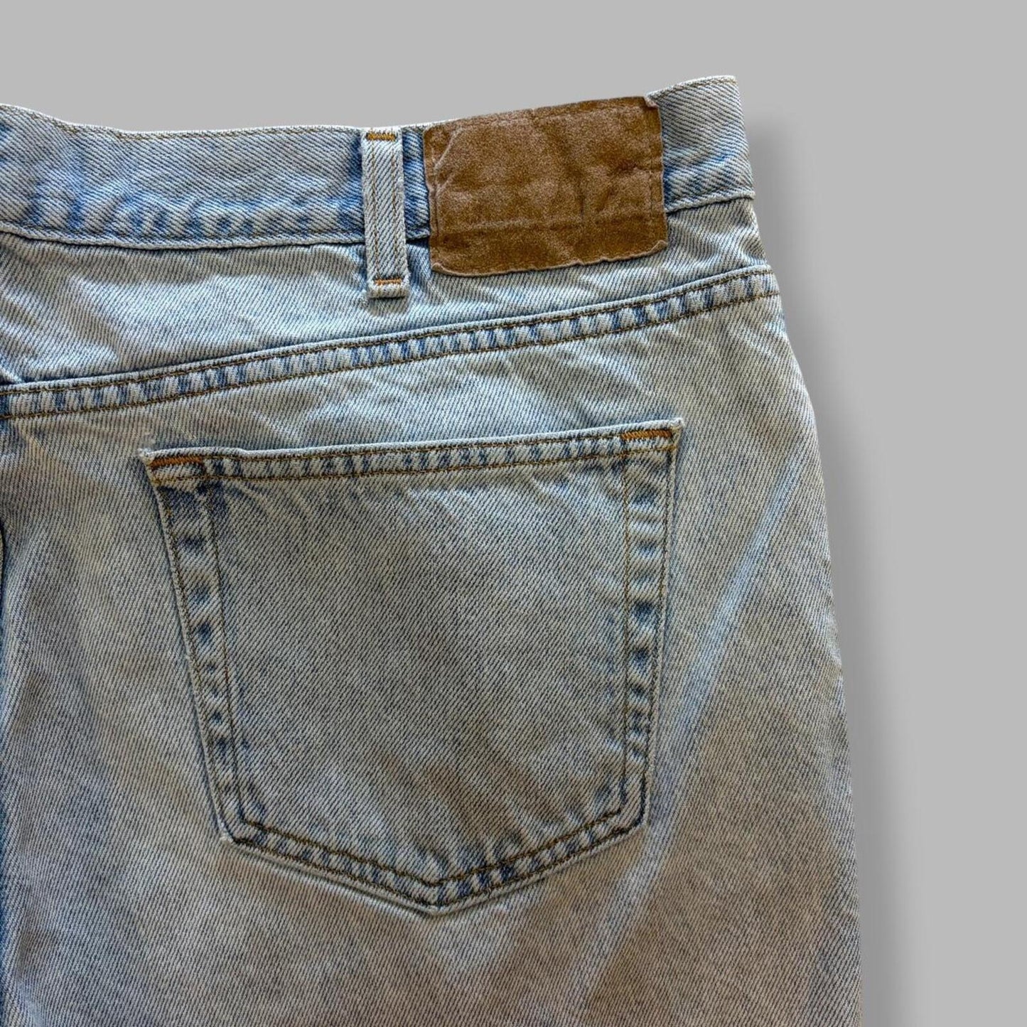 Vintage Light Wash Outfitters Jorts - 40