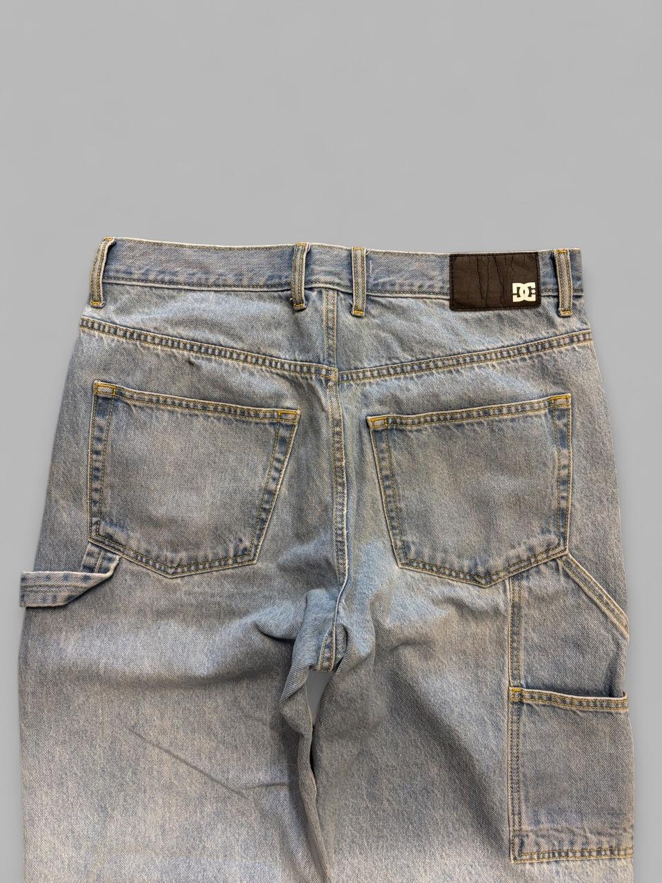 DC Light Wash Baggy Carpenter Jeans - 32