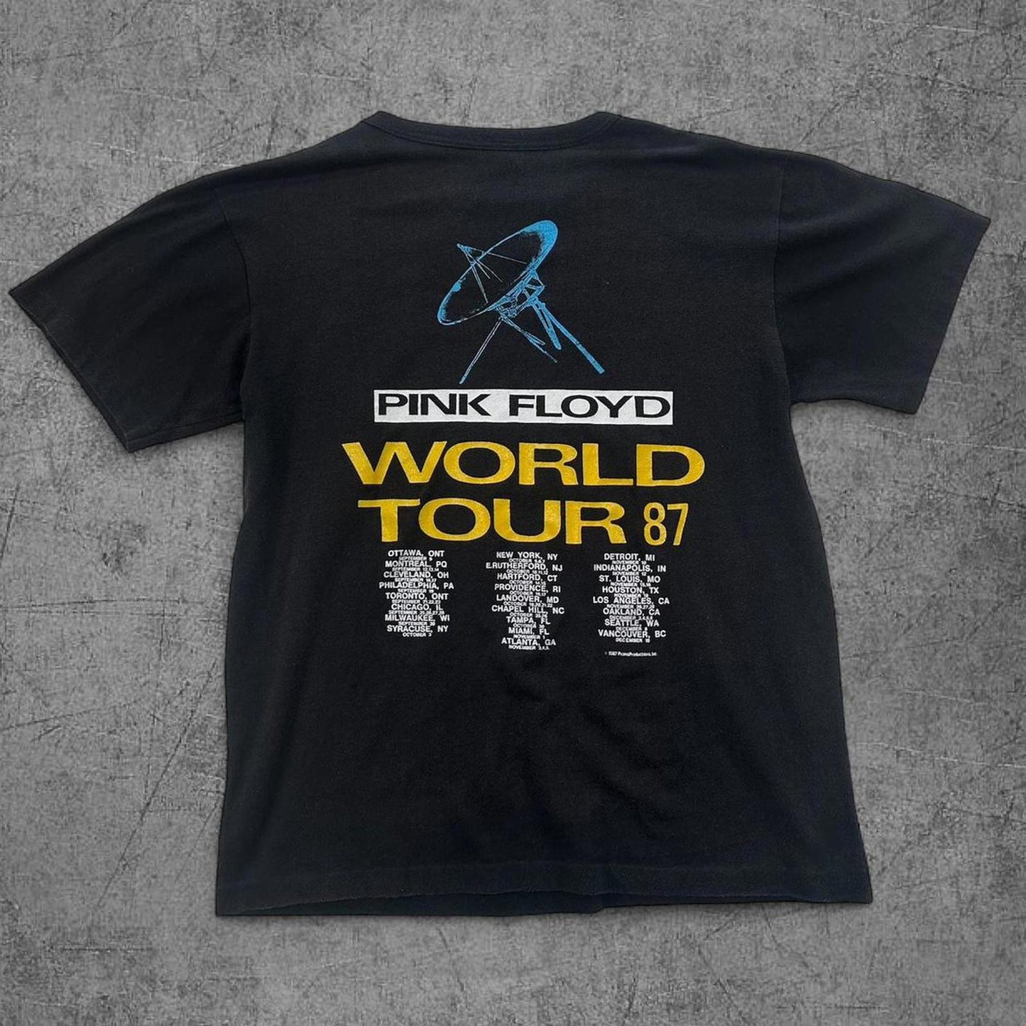 Vintage 1987 Pink Floyd Tour Tee - XL