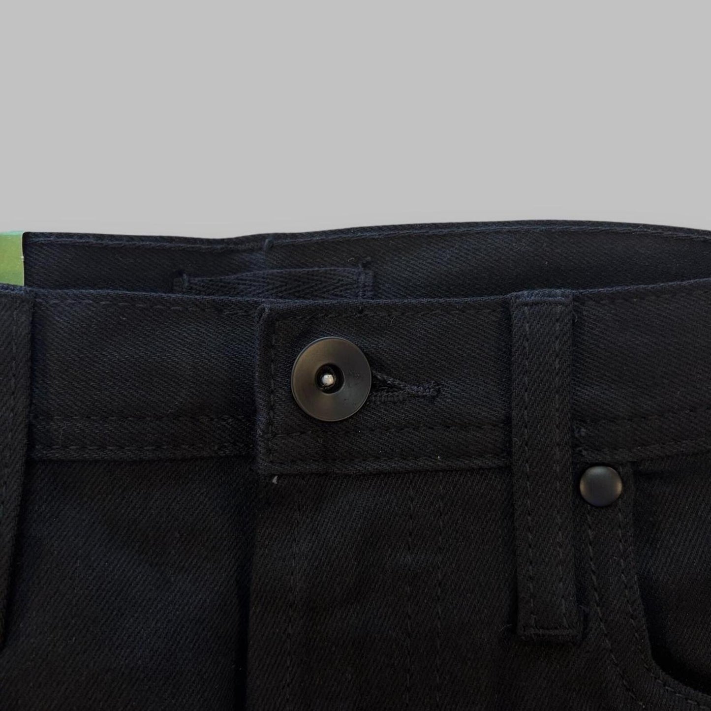 DS Unbranded Bran 11oz Black Selvedge Denim - 31