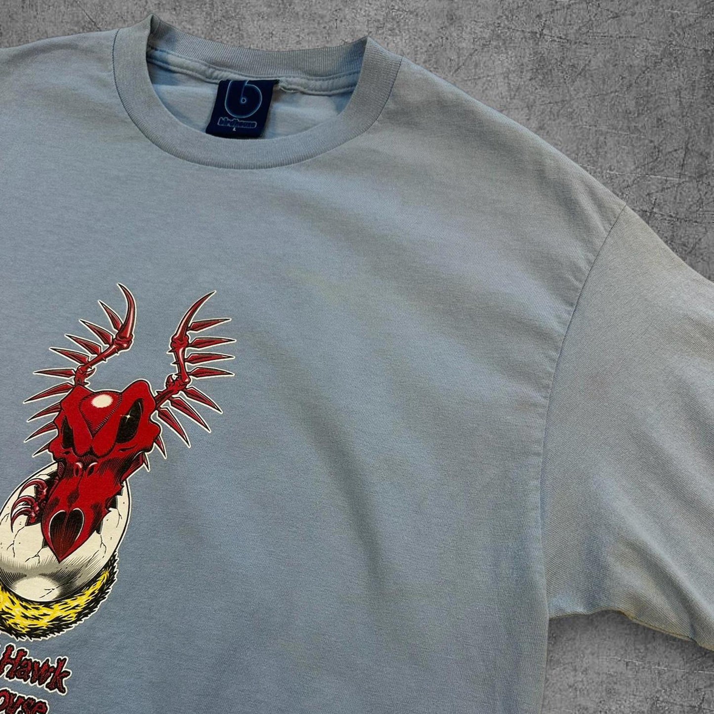 Vintage 90s Baby Blue Bird House Dragon Egg Tee - L