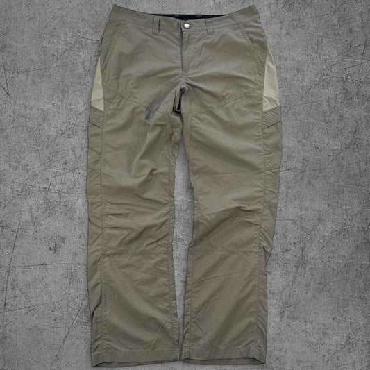 Women’s Khaki / Olive Arc’teryx Hiking Pants - 33
