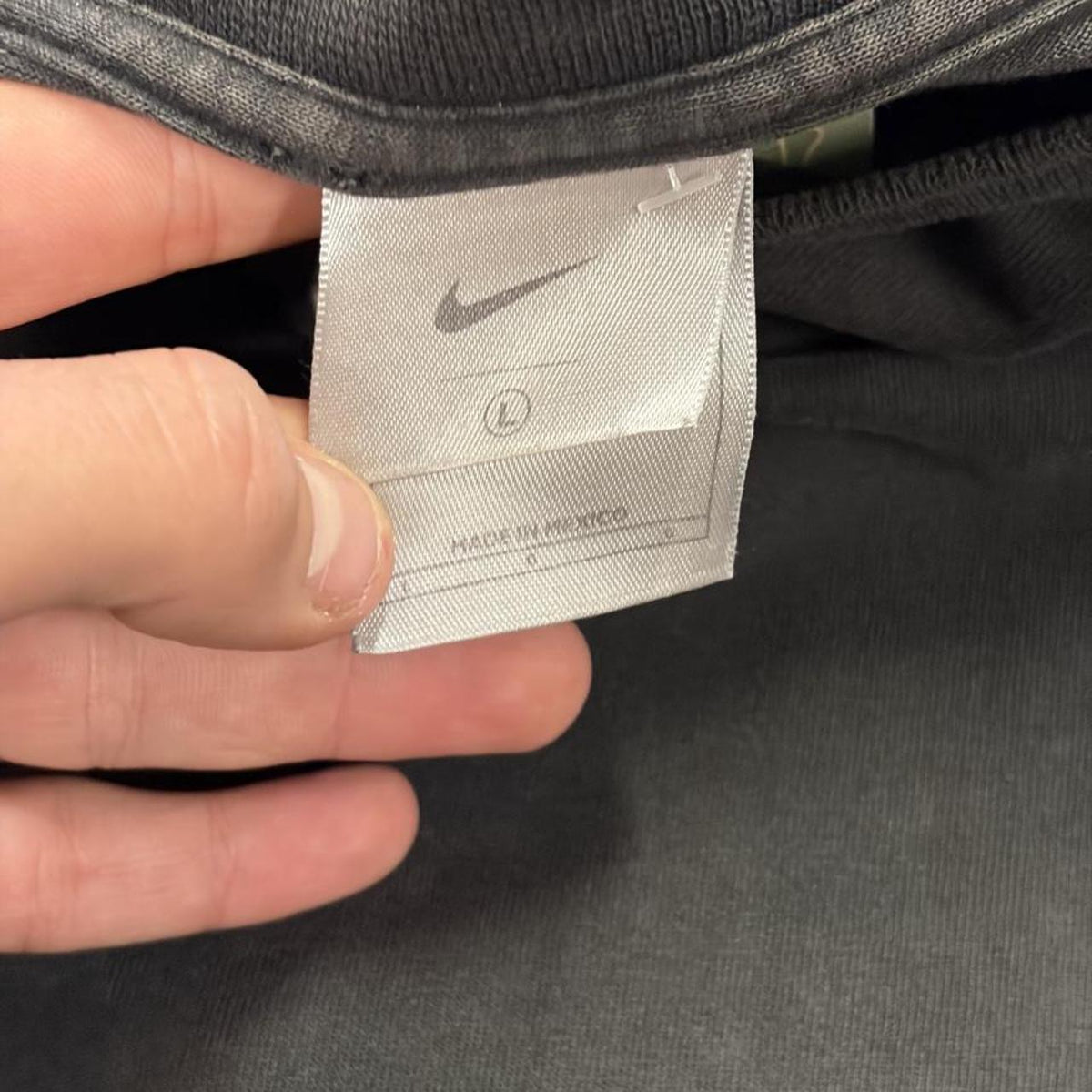 Vintage Black Nike Centre Swoosh Long Sleeve - L