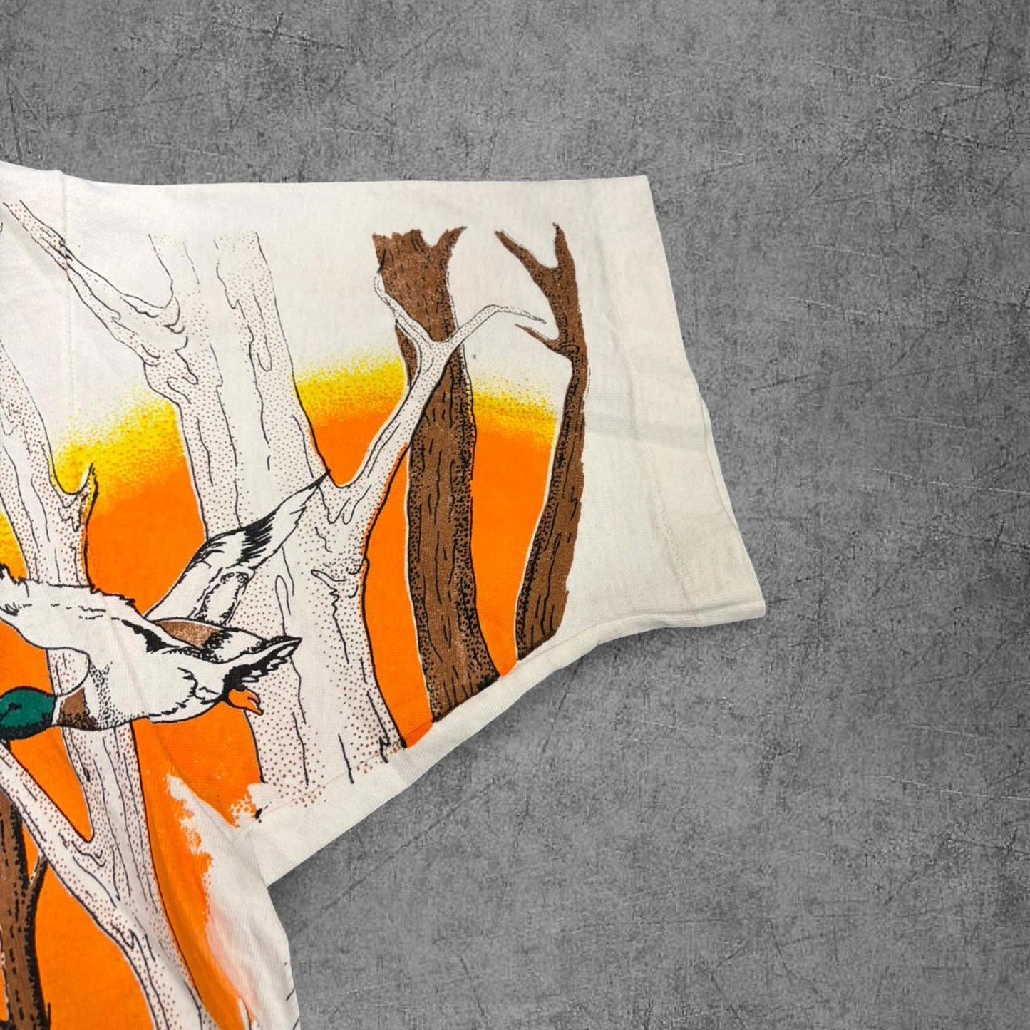 90s Fall Duck Hunting AOP Tee - L