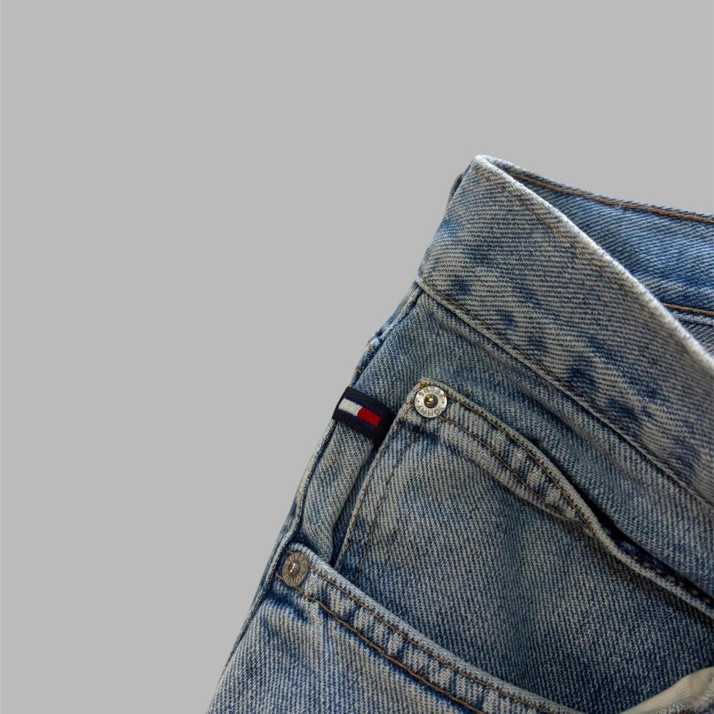Vintage Tommy Hilfiger light Wash Jeans - 34