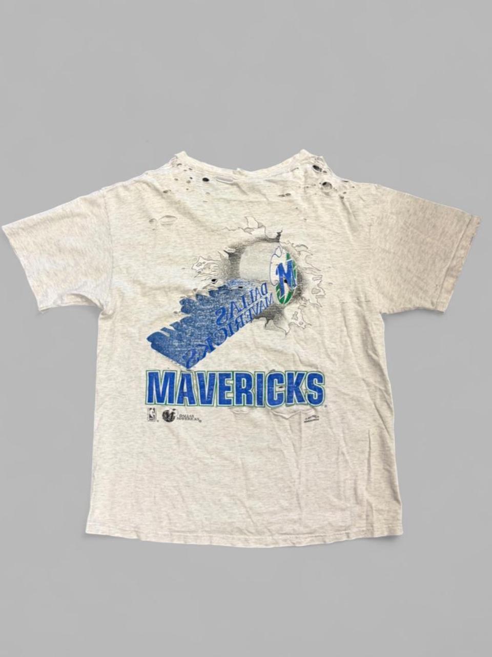 Vintage Distressed Dallas Mavericks NBA Tee - XL