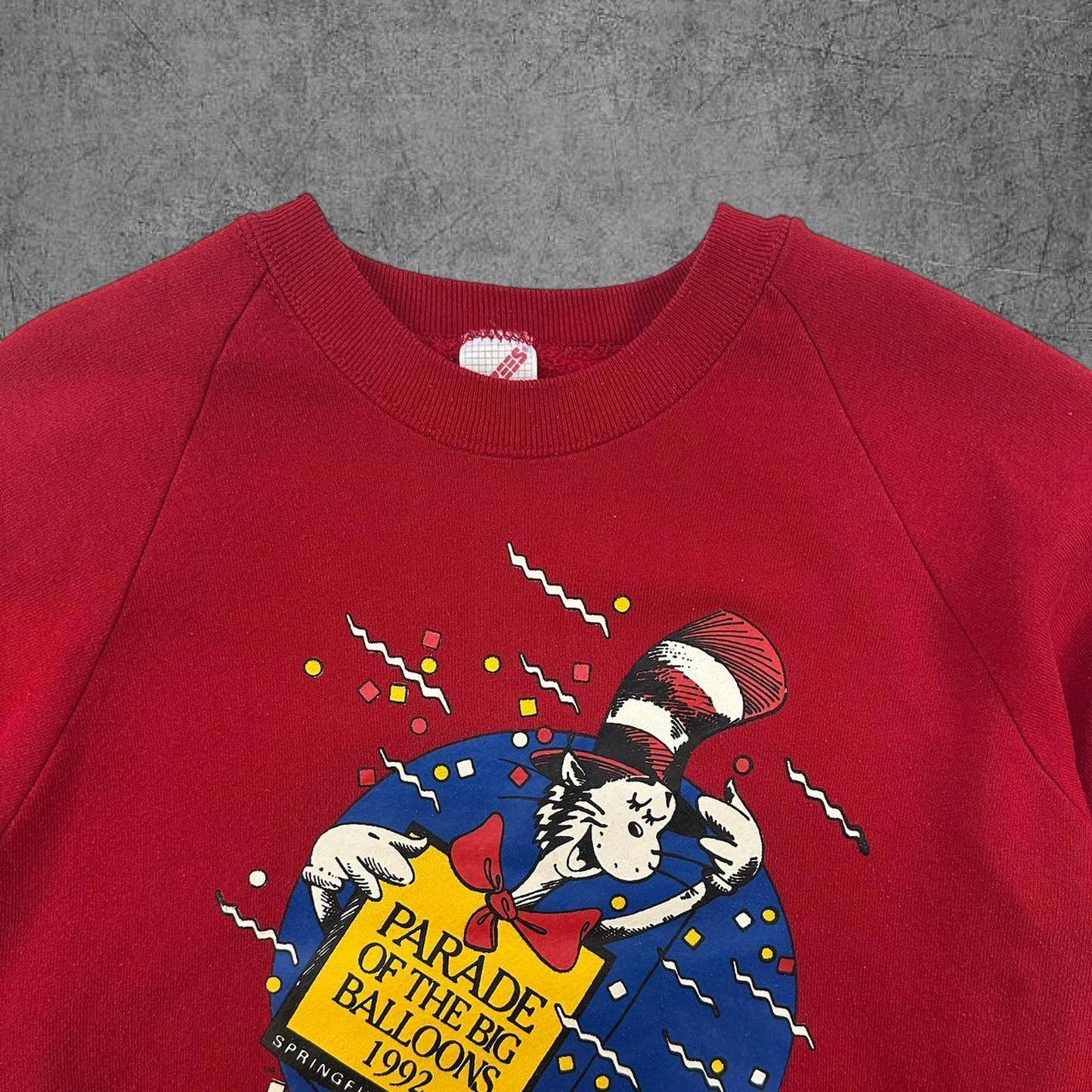 1992 Dr Seuss Parade of big Balloons Crewneck - XL