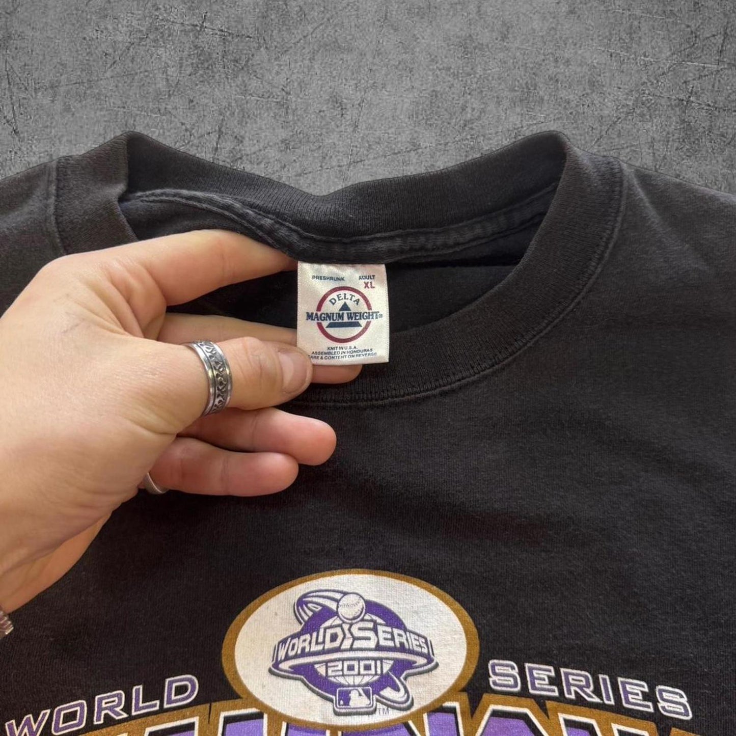 Vintage 2001 Diamondbacks MLB Championship Tee - XL