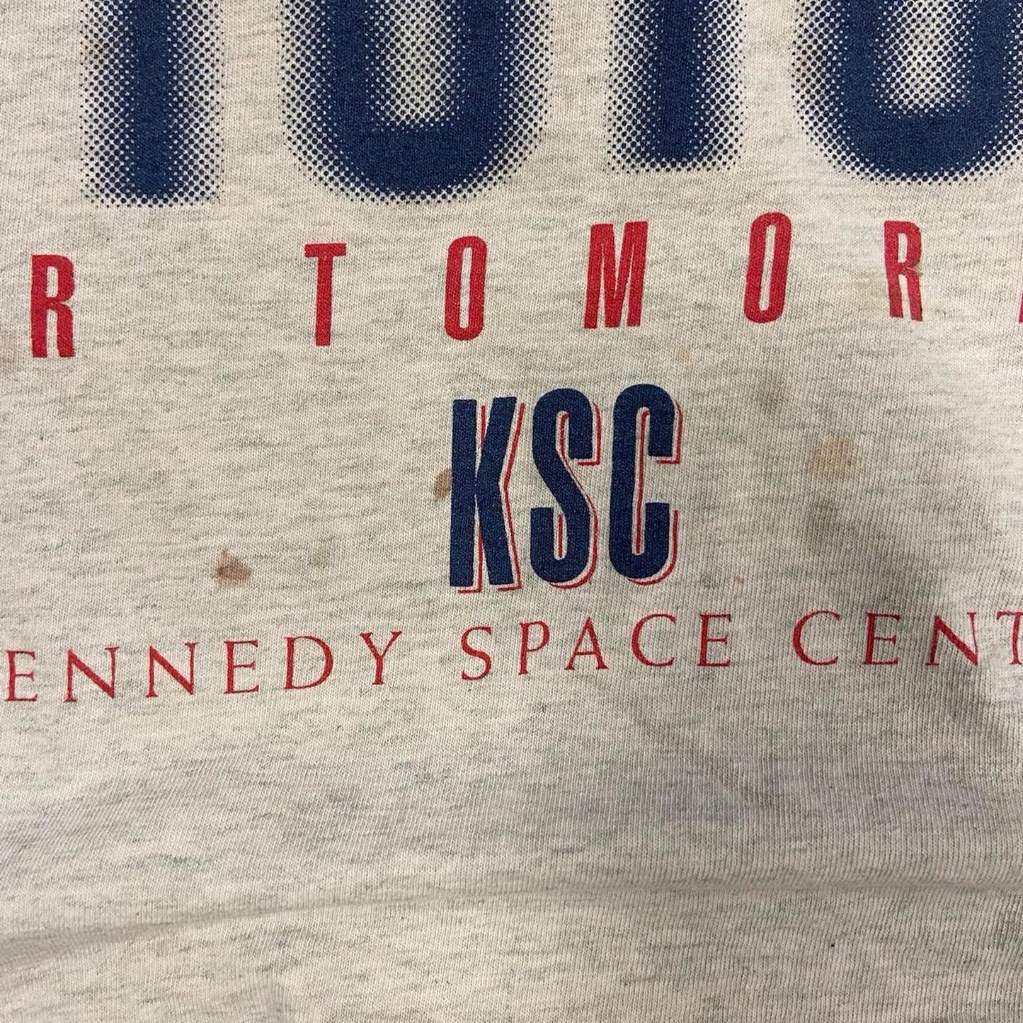 Vintage 90s Kennedy Space Station NASA Tee - L