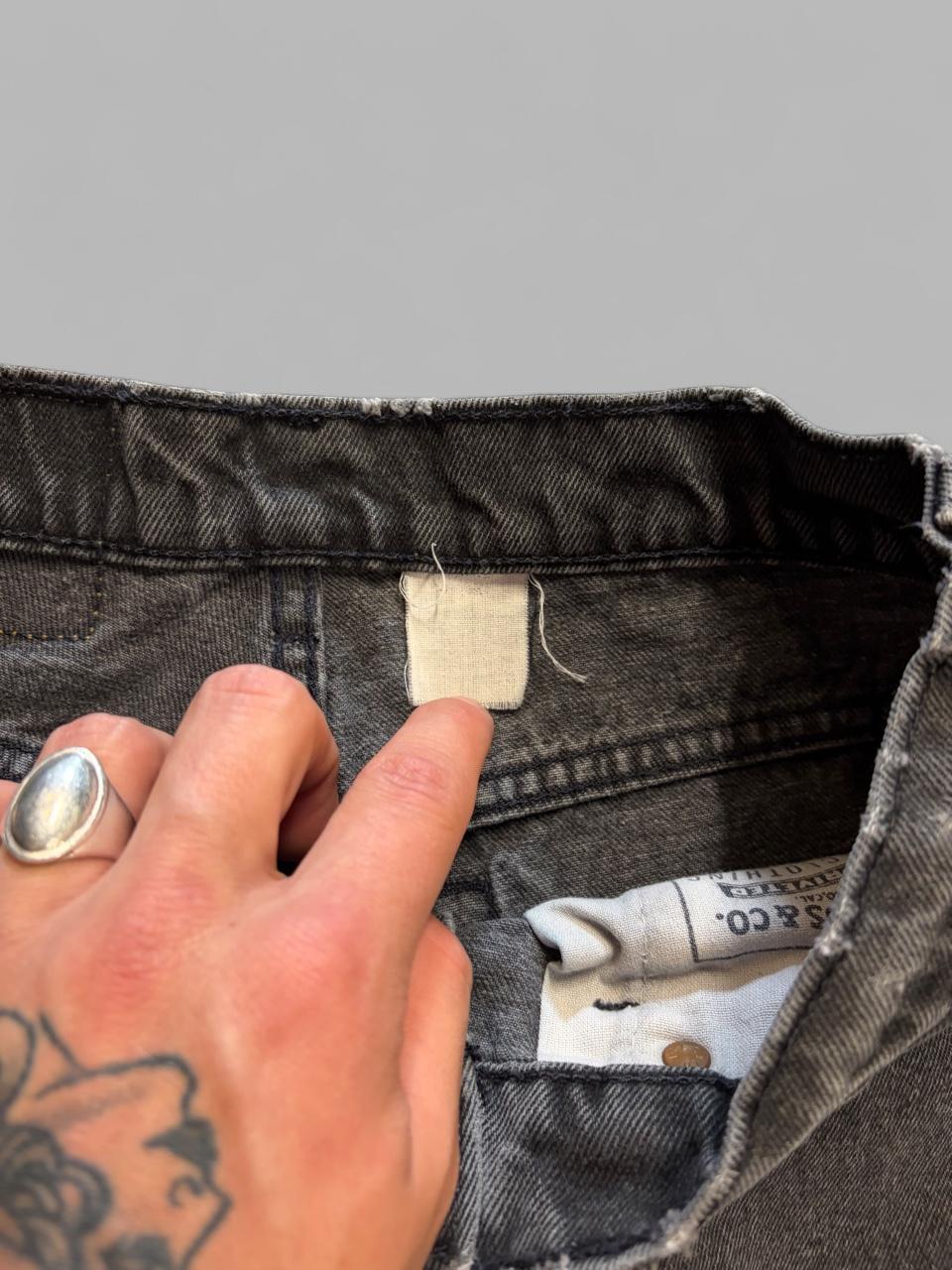 Vintage Black Levi Jeans - 30