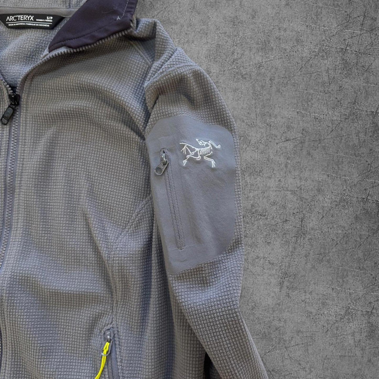 Grey Arc’teryx Women’s Zip Up Hoodie - S